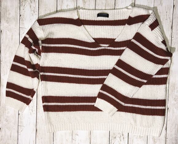 BloomChic Sweaters - Bloomchic Striped V-Neck Sweater 14/16